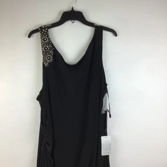 Vince Camuto Plus Size Embellished Gown Black 20W - Picture 11 of 14